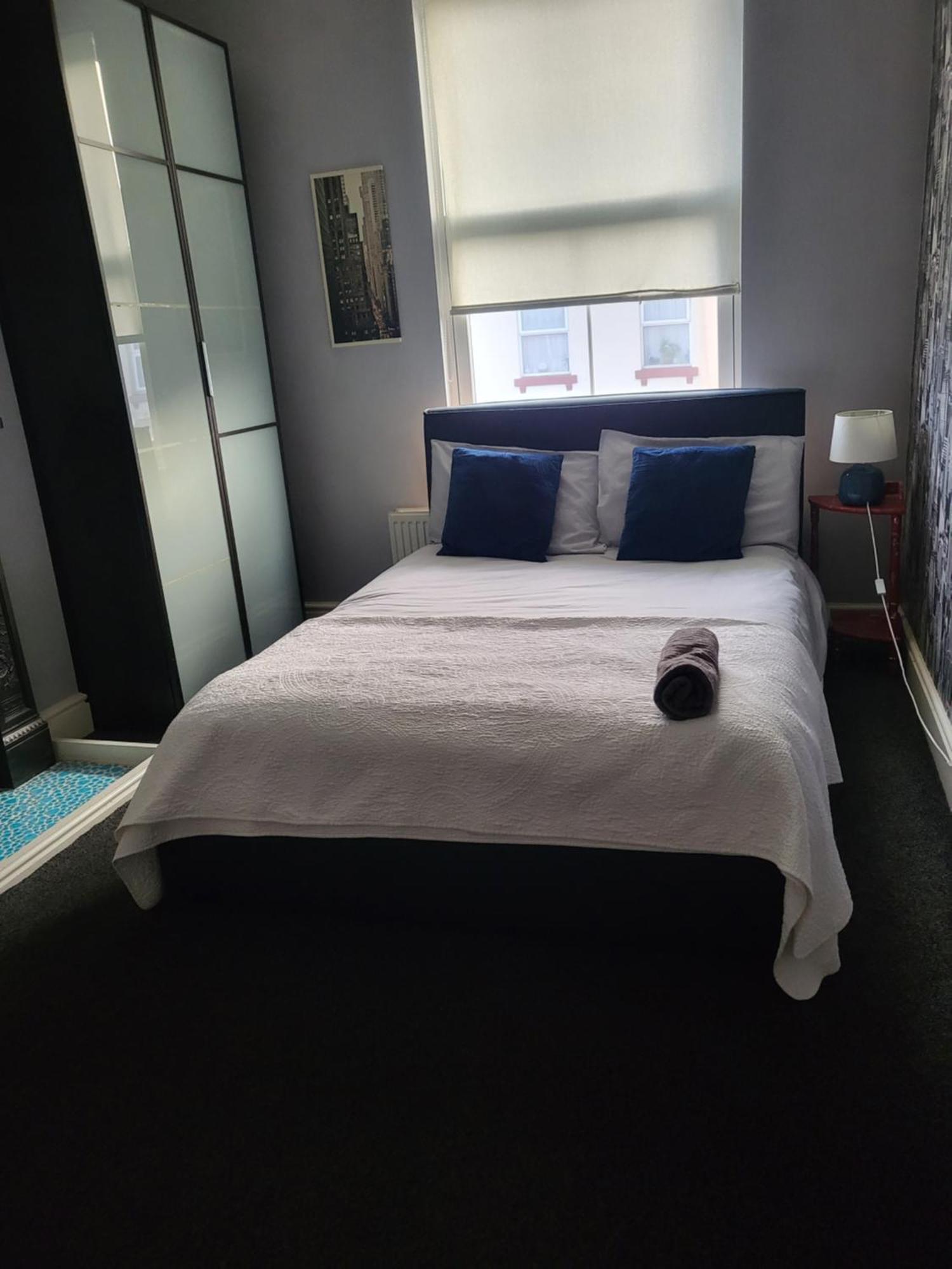 אולדברי Haya Guest House מראה חיצוני תמונה