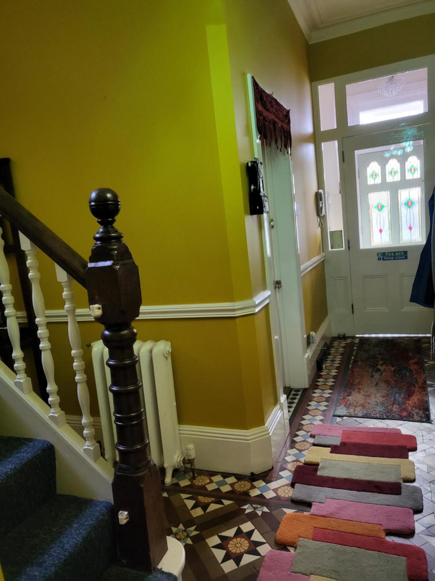 אולדברי Haya Guest House מראה חיצוני תמונה